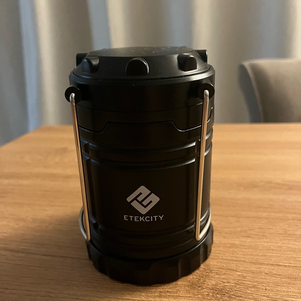 Etekcity Collapsible LED Lantern Model CL10 Camping Outdoors - Picture 2 of 3